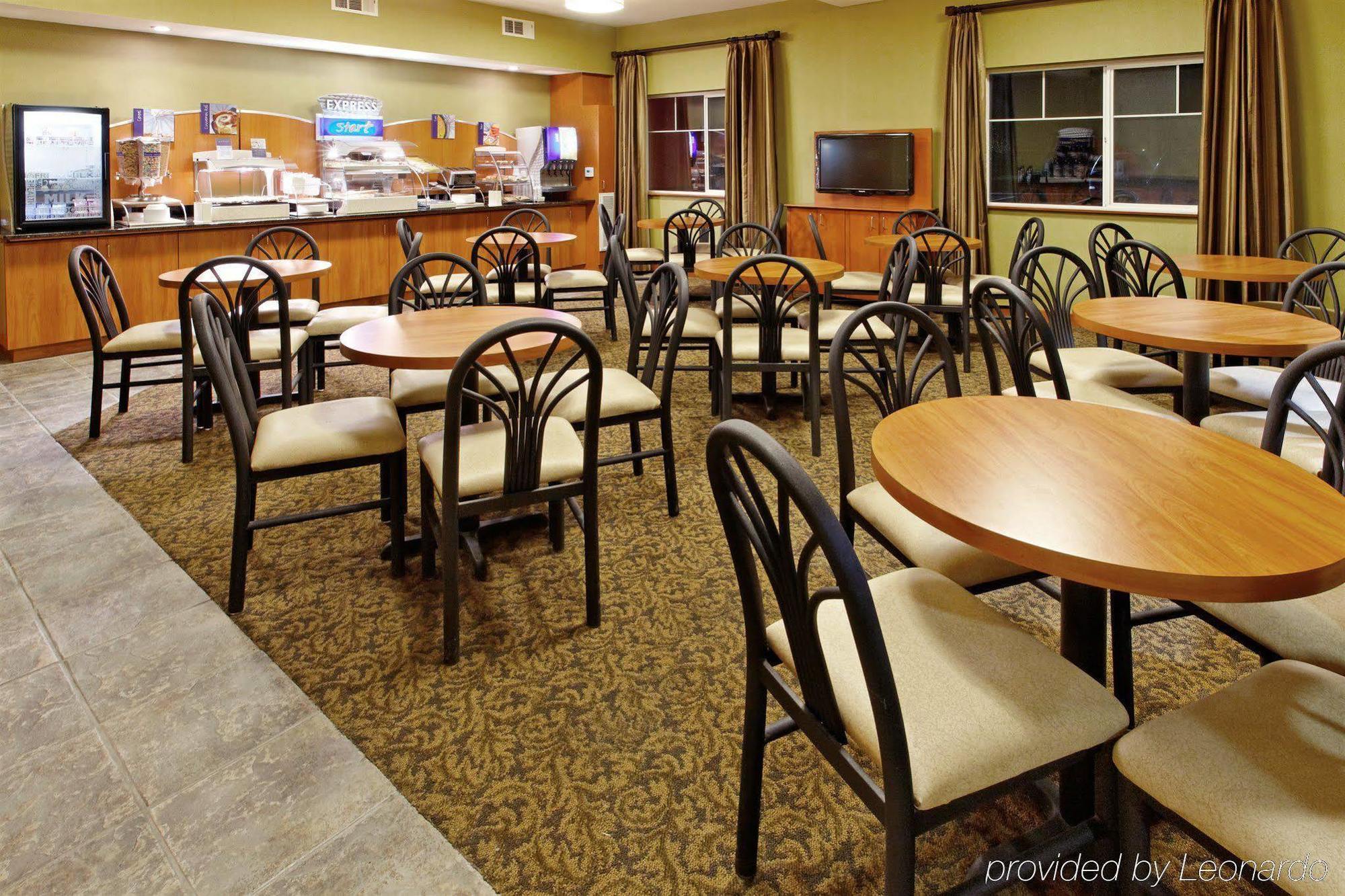 Holiday Inn Express hotel y Suites Canyonville Restaurante foto